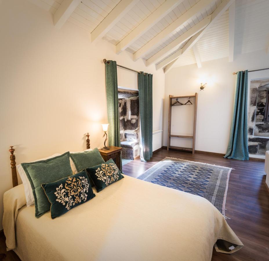 Pazo De Lemaio Guest House Laracha Exterior photo
